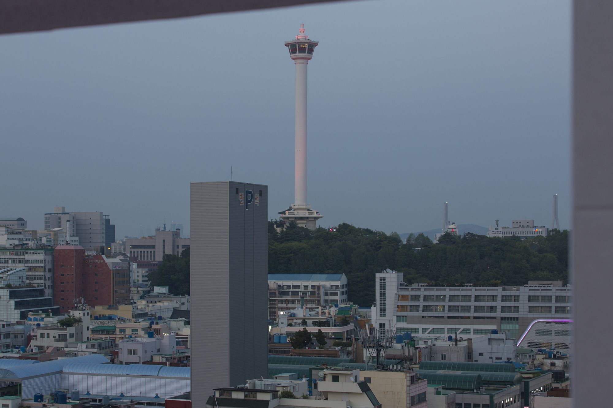 ฮาวด์ โฮเต็ล พรีเมียร์ นัมโป Hotel ปูซาน ภายนอก รูปภาพ